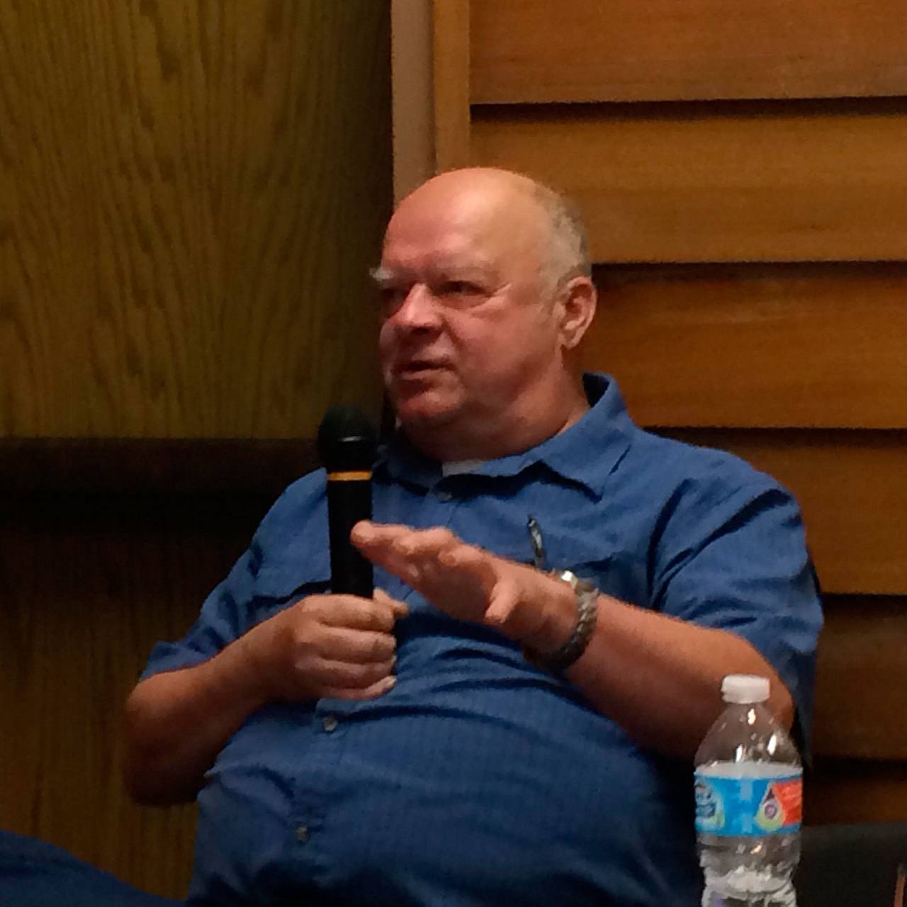 Jim Buck, an earthquake-preparedness activist, discussed the impacts of a Cascadia Subduction Zone earthquake Monday with the Port of Port Angeles commissioners. (Paul Gottlieb/Peninsula Daily News)