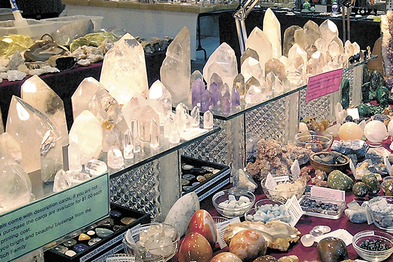Earth’s treasures on display at rock show in Port Angeles