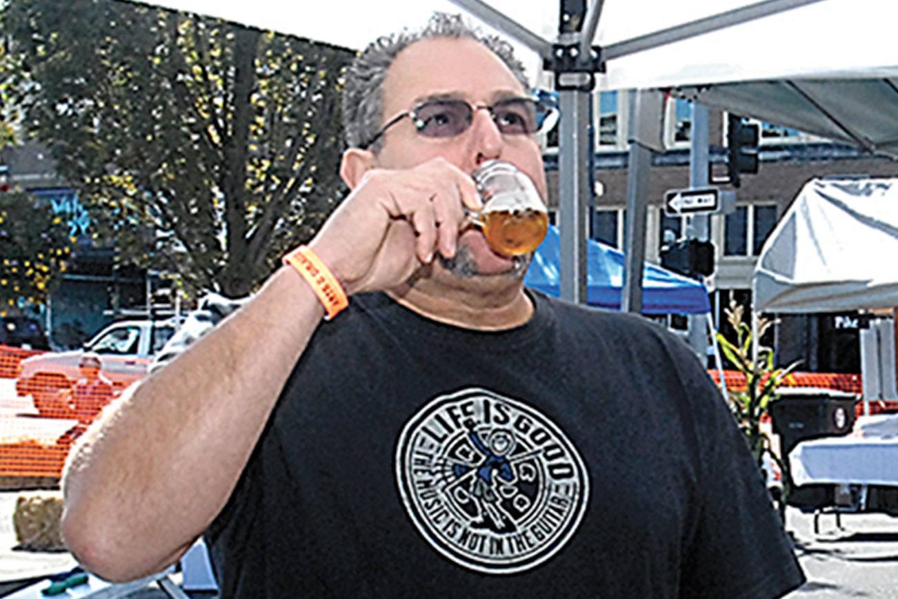 Arts & Draughts offers entertainment, Seahawks, beer