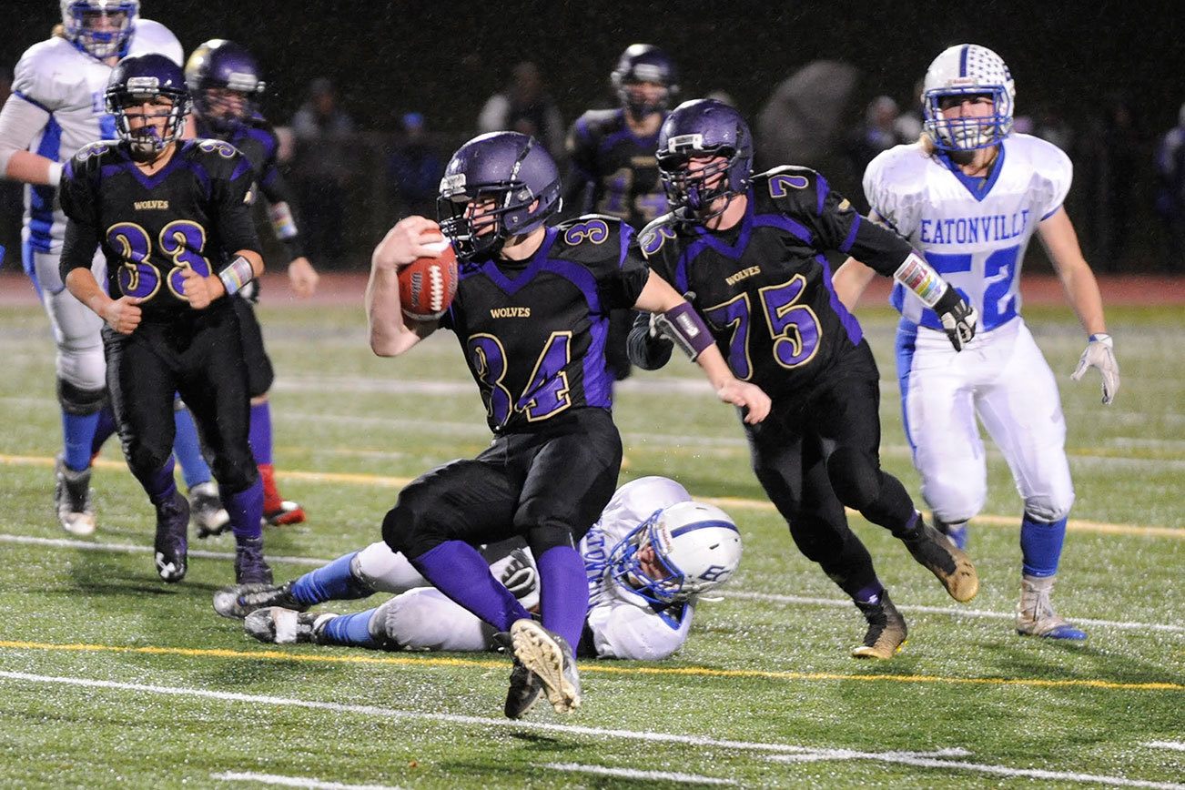 PREP FOOTBALL: Lights dim on Sequim in district playoffs