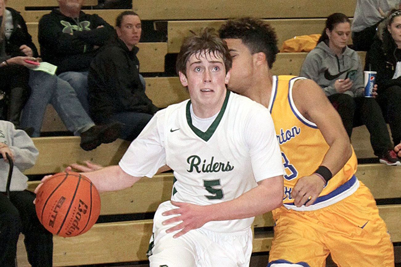 PREP BASKETBALL ROUNDUP: McGoff’s big night boosts Port Angeles boys to win