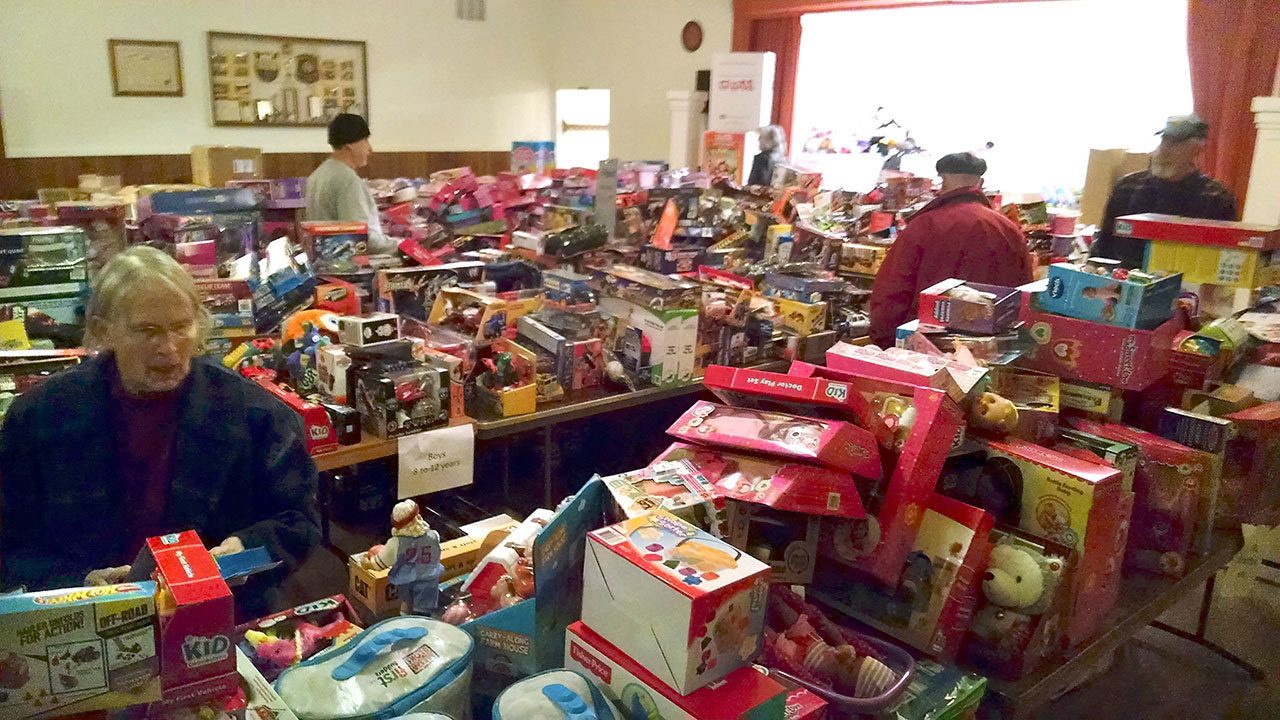Toys are sorted for distribution at a hall donated by friends of Toys for Tots. Over 6,000 toys are distributed to charitable agencies for gifts to needy children county wide.                                Toys are sorted for distribution at a hall donated by friends of Toys for Tots. Over 6,000 toys are distributed to charitable agencies for gifts to needy children county wide.