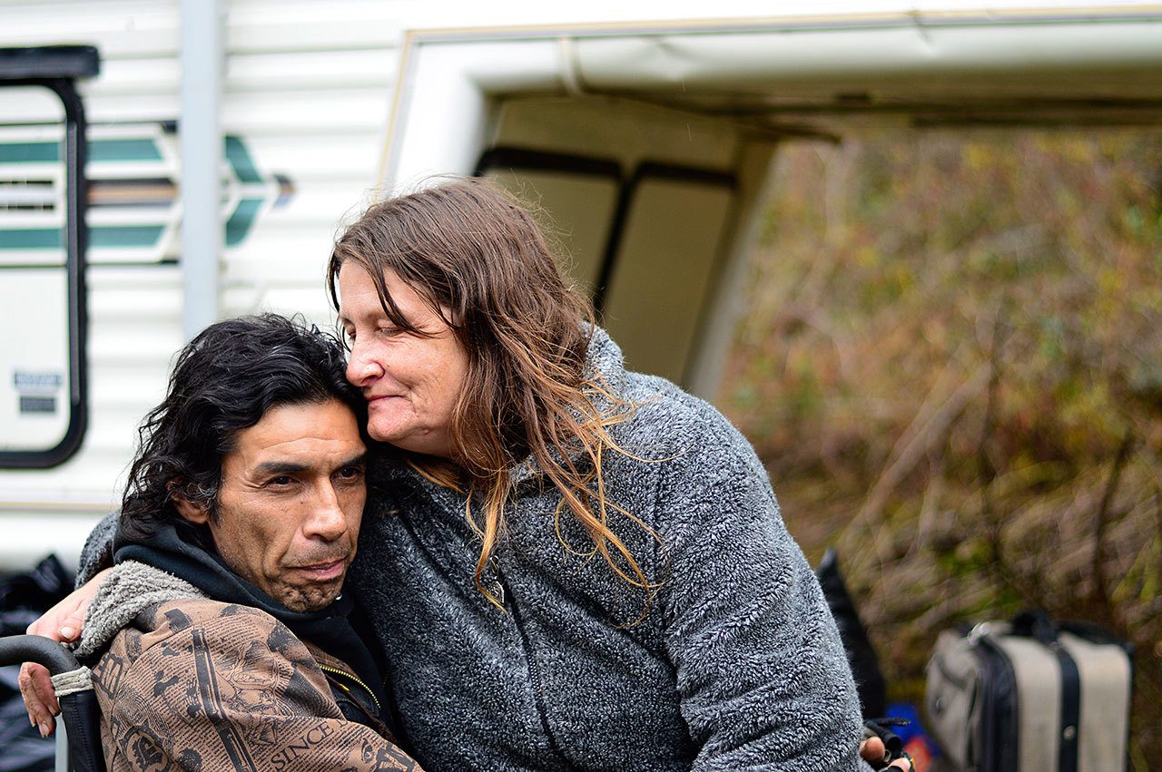 David and Louise Mitchell have supported each other through poverty and ill health. (Diane Urbani De La Paz/for Peninsula Daily News)