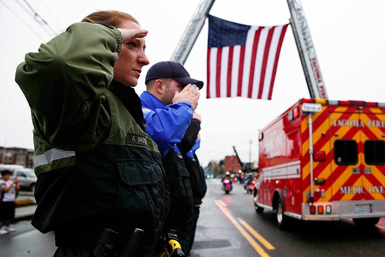 Police: Marksman killed gunman after child ran to porch