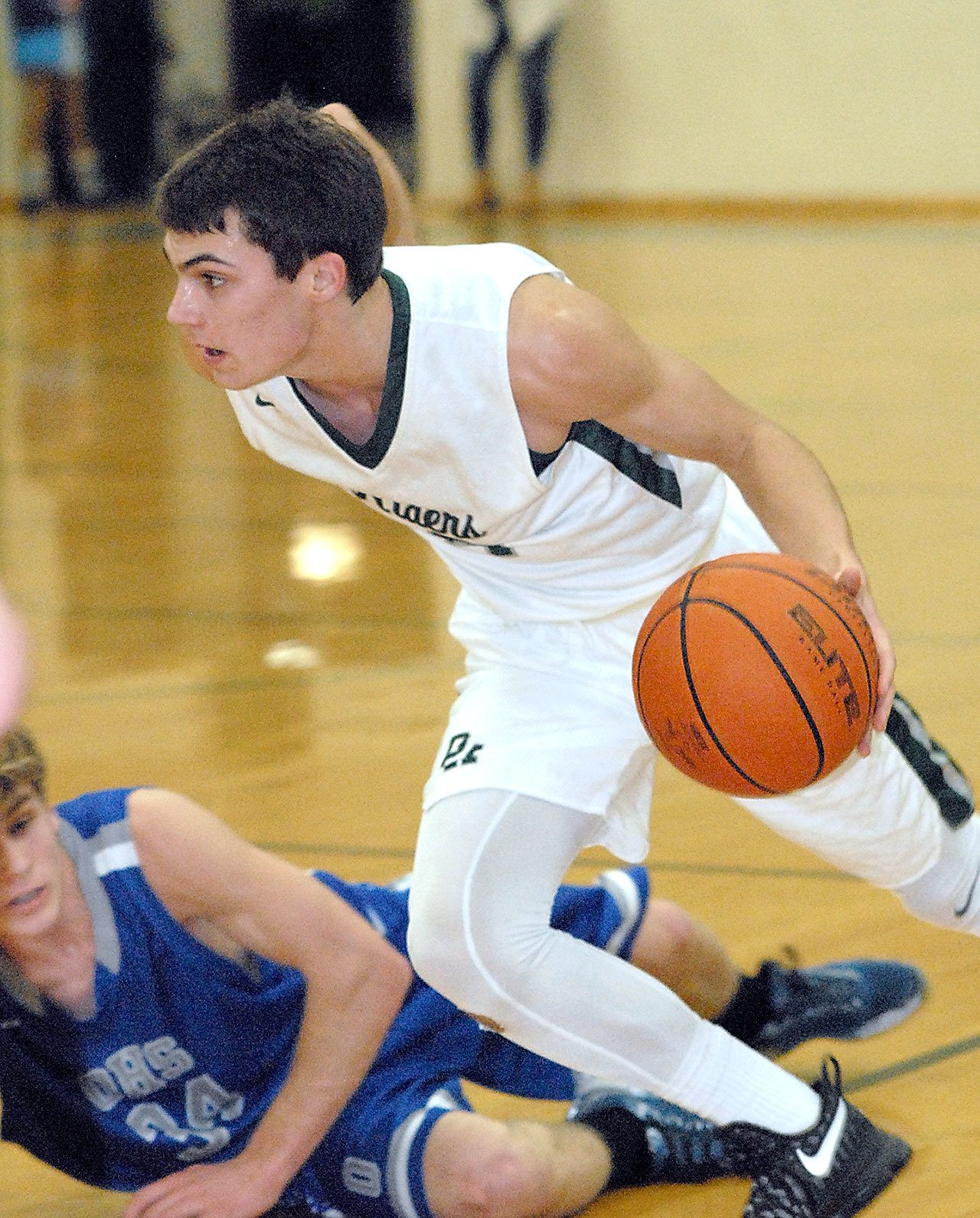 PORT ANGELES BASKETBALL: Rider boys, girls lose to Olympic