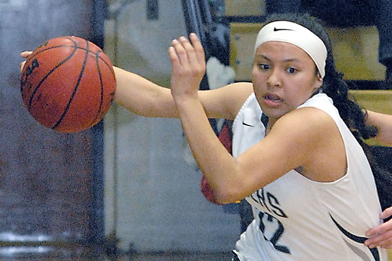 GIRLS BASKETBALL: Port Angeles comes up big in fourth quarter to earn win