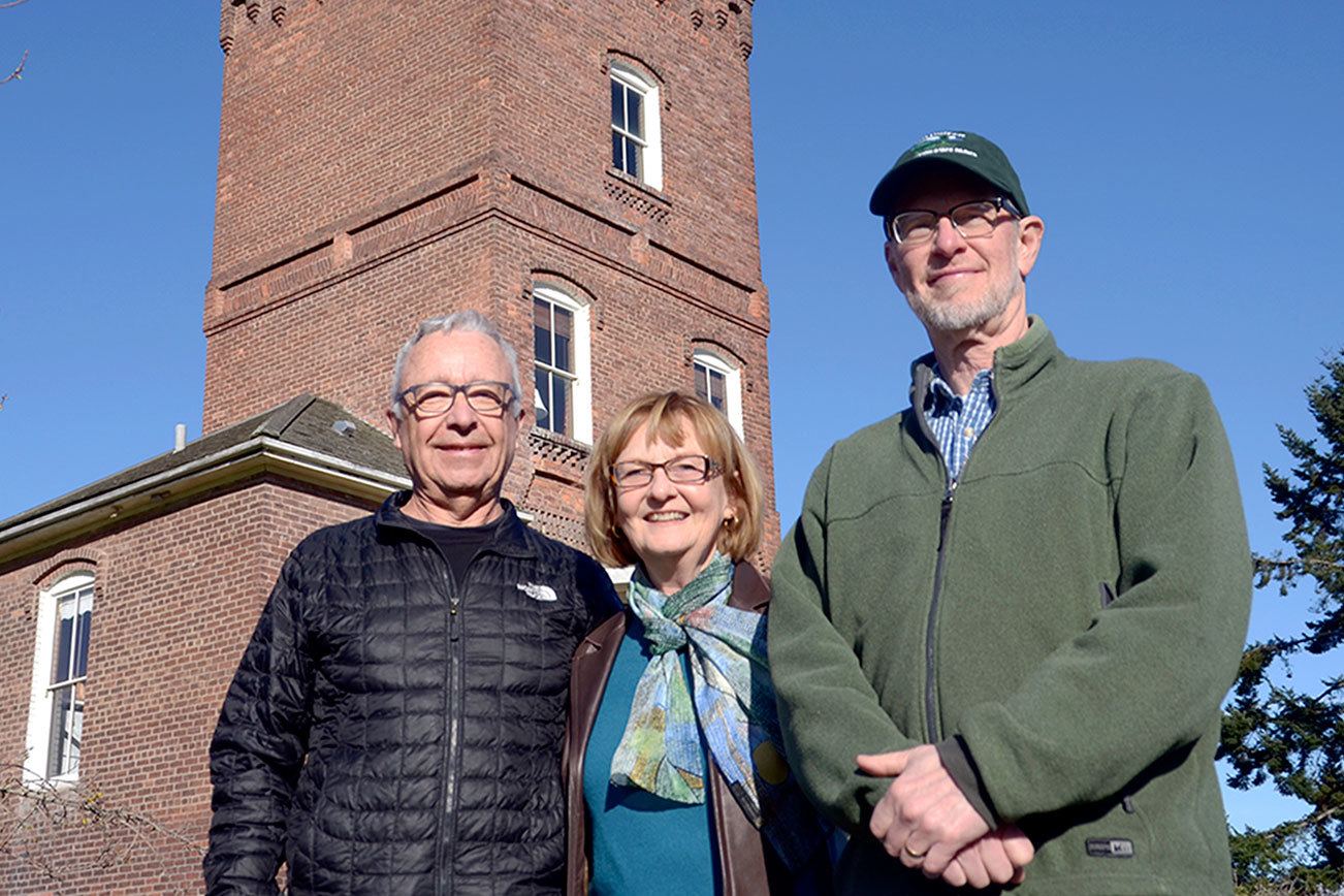 Fort Worden volunteers win big in State Parks awards