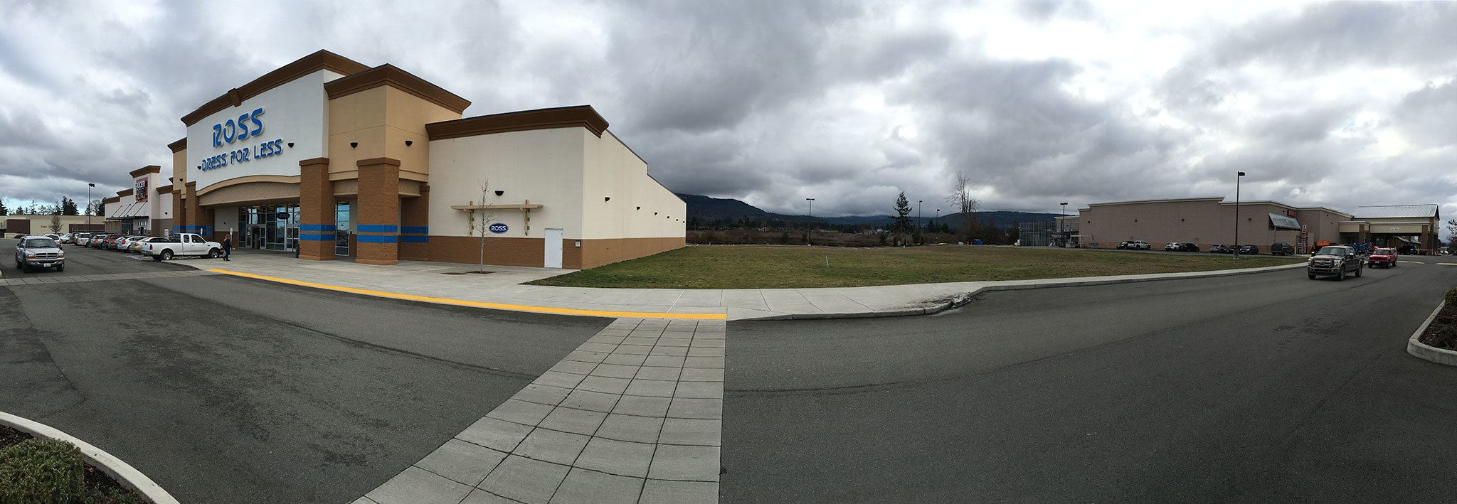 Operators of the space between Ross and The Home Depot said they anticipate breaking ground in April on a new building that will house a Michaels and Ulta Beauty, which tentatively will open sometime in early 2018.