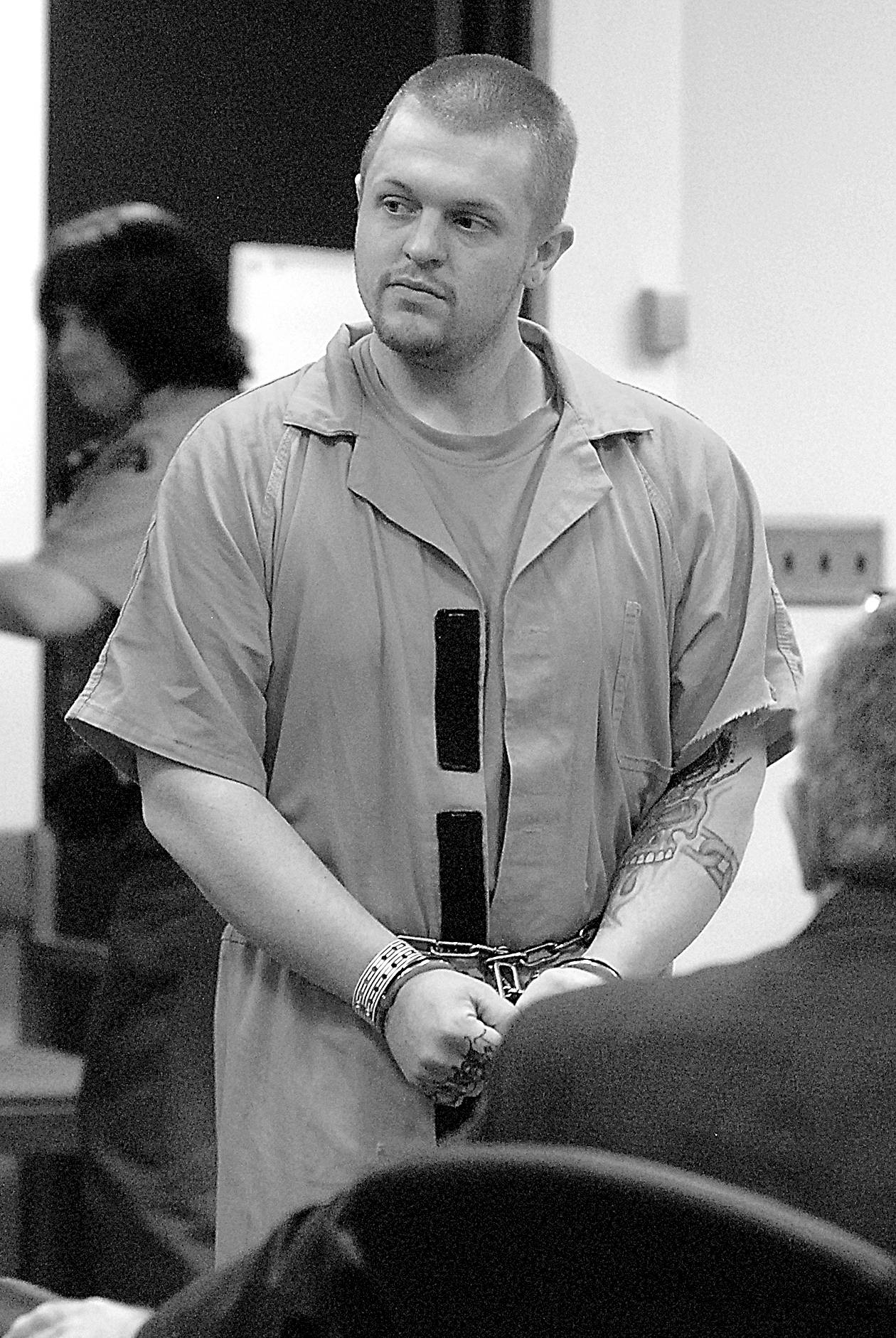 Port Angeles police arrest man wanted in burglaries