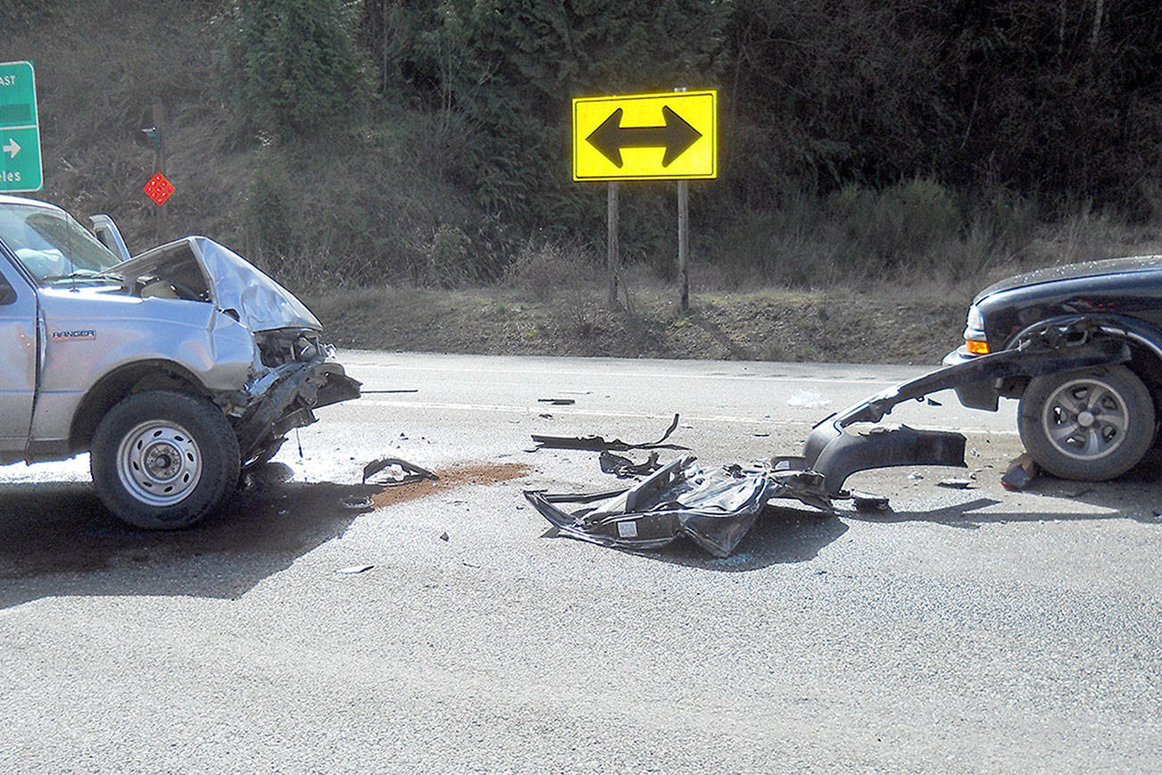 Pickups collide at highways 19 and 104