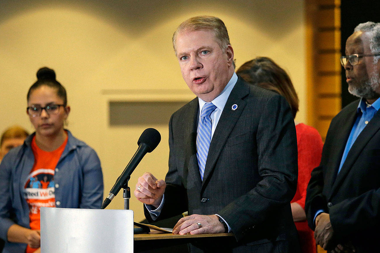 Seattle announces lawsuit over Trump sanctuary cities threat