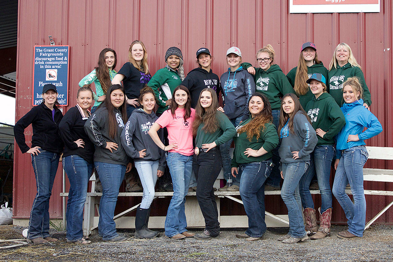 HORSEPLAY: Port Angeles, Sequim high school riders finish season