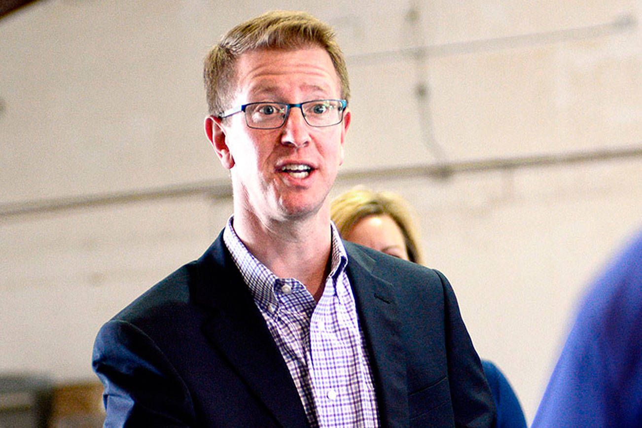 Congressman offers to help new Port Angeles business