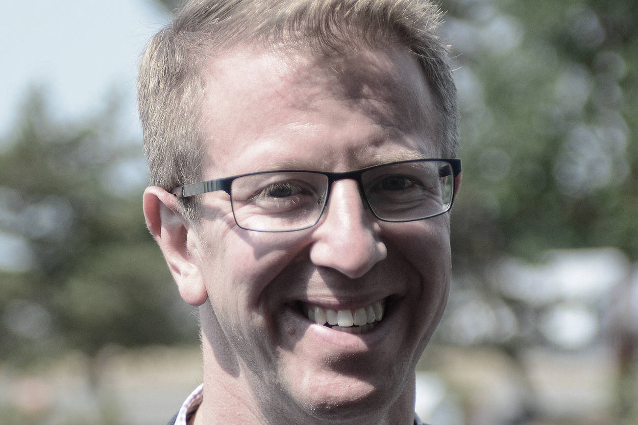 Kilmer discusses jet warfare range at town hall meeting