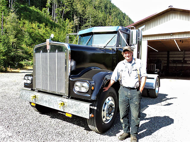 Eric Andersen of Port Angeles and his 1977 Kenworth drag racing rig. He has won the Thunder Truck Drags in Woodburn, Ore., two years in a row. Pierre LaBossiere/Peninsula Daily News