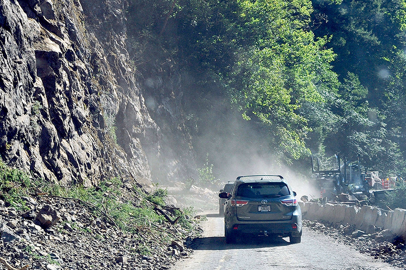 Four-hour delays to begin next month during Highway 101 construction around Lake Crescent