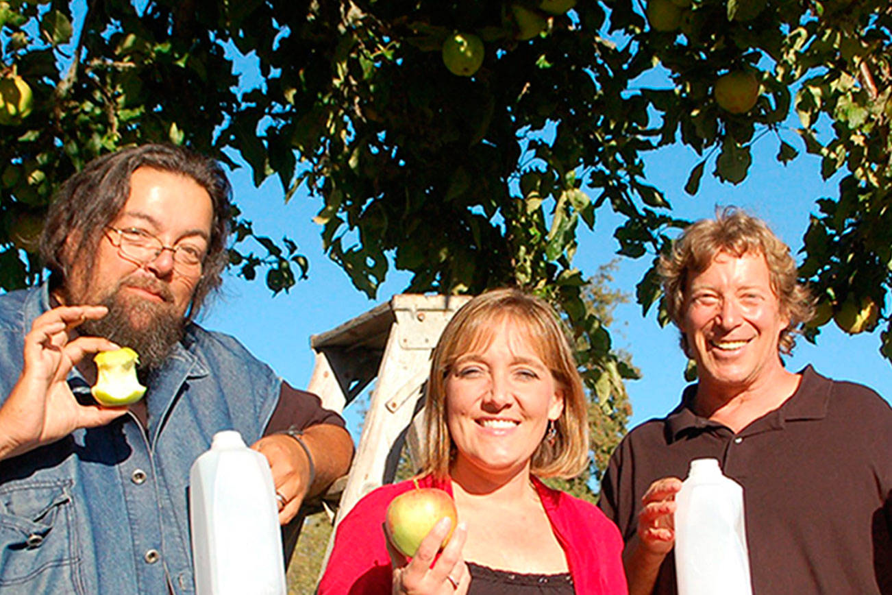 Apple Stock this weekend benefits various causes