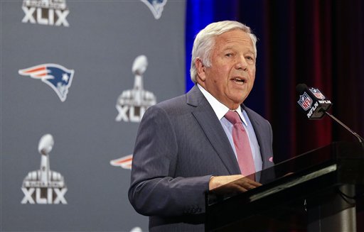 New England Patriots owner Robert Kraft reads a statement during a news conference Monday in Chandler