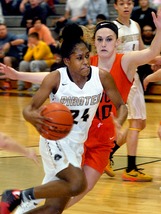 Peninsula's Imani Smith