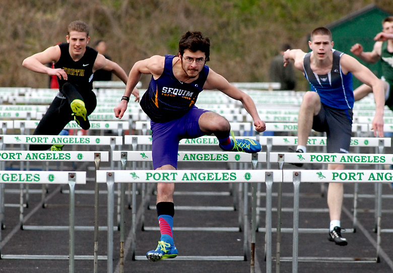 Sequim's Oscar Herrera