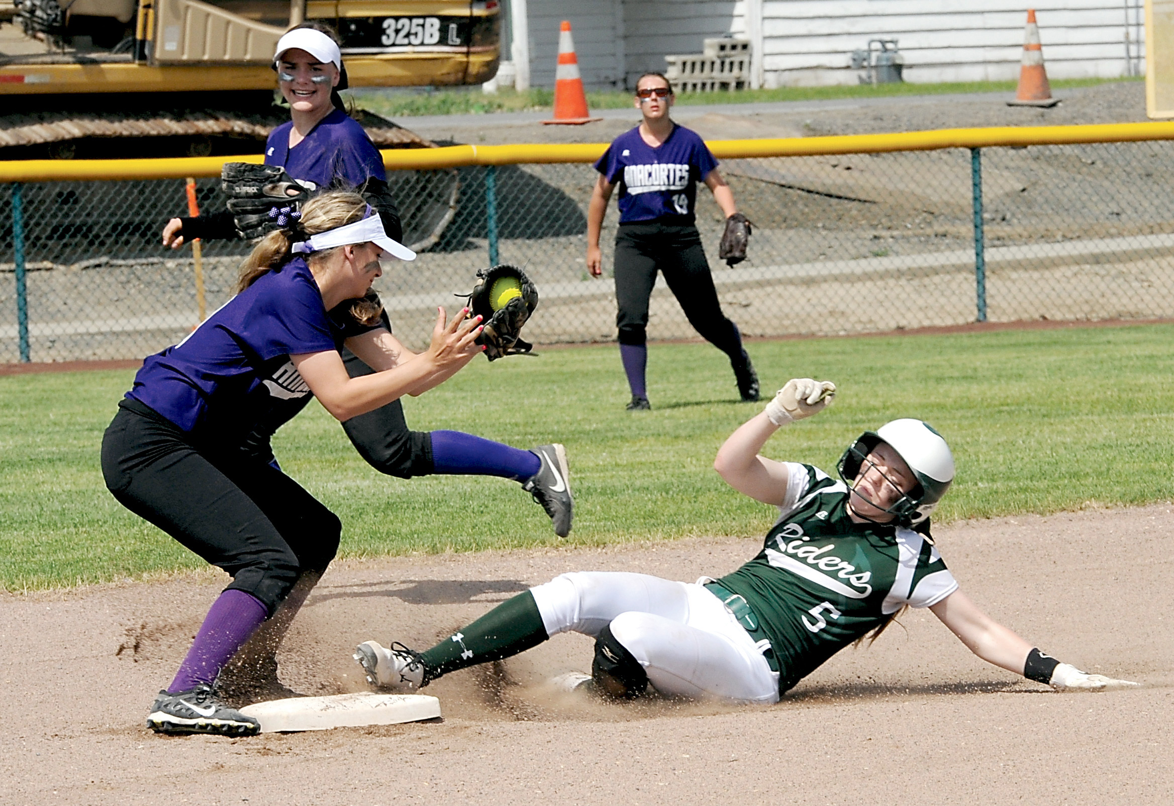 Port Angeles' Carly Gouge (5)