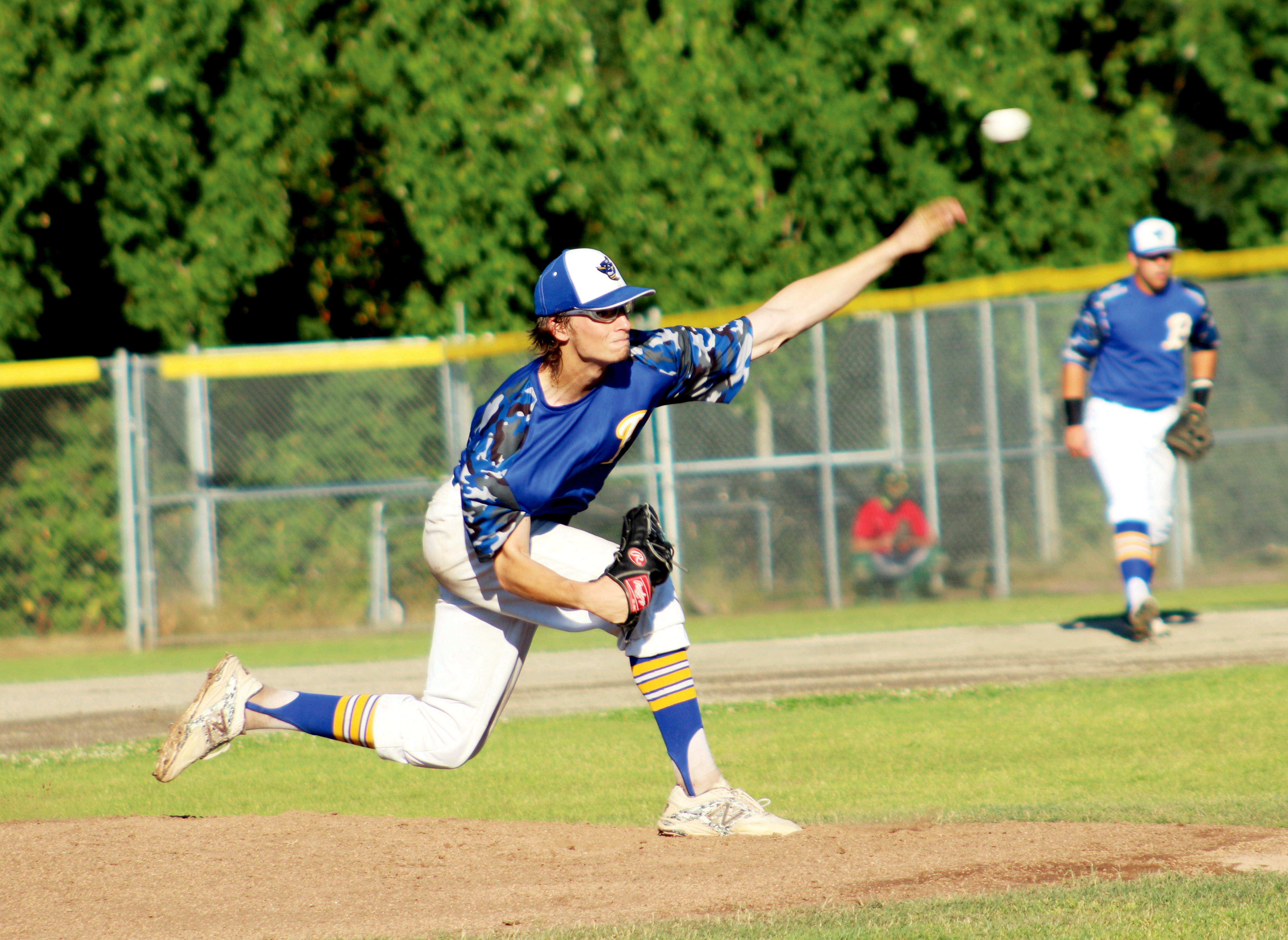 Colten Barnes pitches for the Kitsap BlueJackets in 2015. Barnes