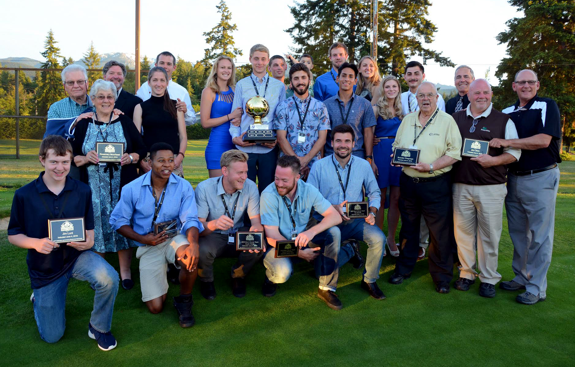 Pirate Athletics Hall of Fame inductees and their families and friends were honored at a ceremony at Peninsula Golf Club. (Jay Cline/for Peninsula Daily News)