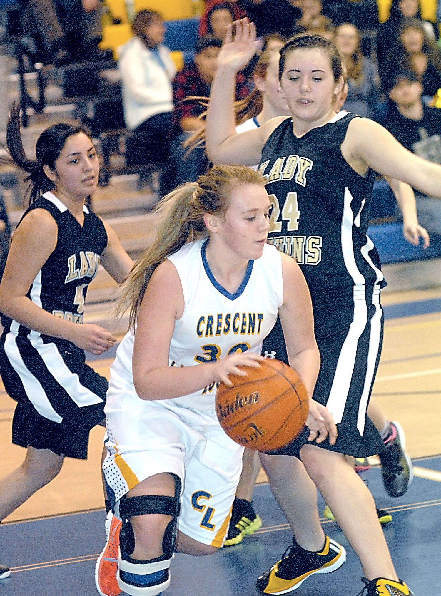 Crescent's Alyssa Hutto