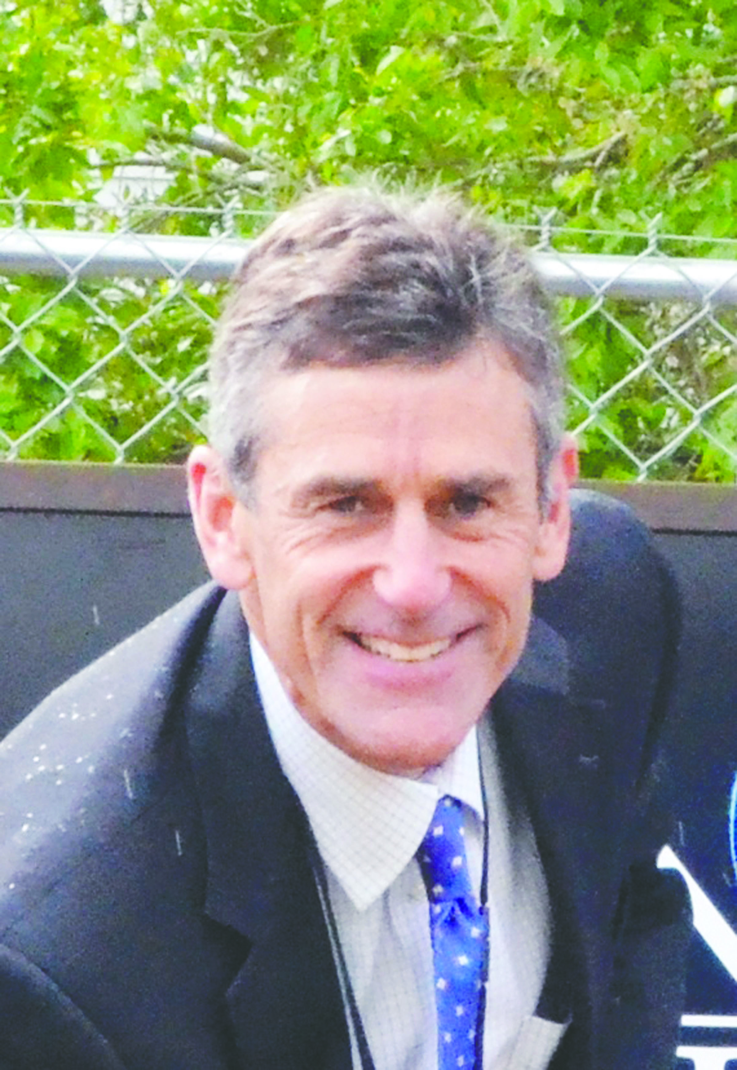 Jefferson Healthcare CEO Mike Glenn ()