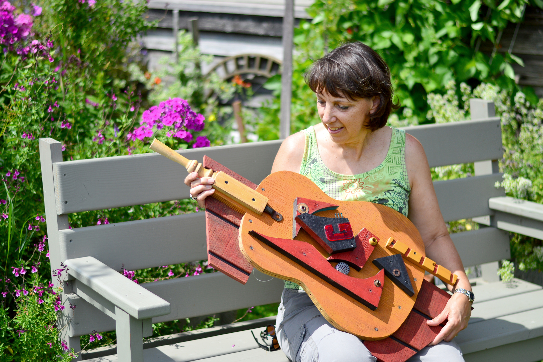 Karin Anderson’s “Guitar Dreams” sculpture awaits visitors to Sequim’s Art Jam this weekend. —Photo by Diane Urbani de la Paz/Peninsula Daily News