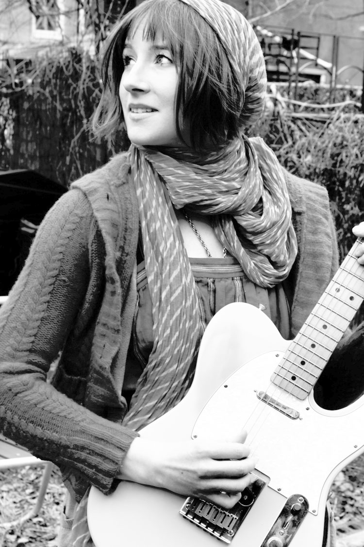 The Port Townsend soul singer Abakis will be among the guests on “West Coast Live