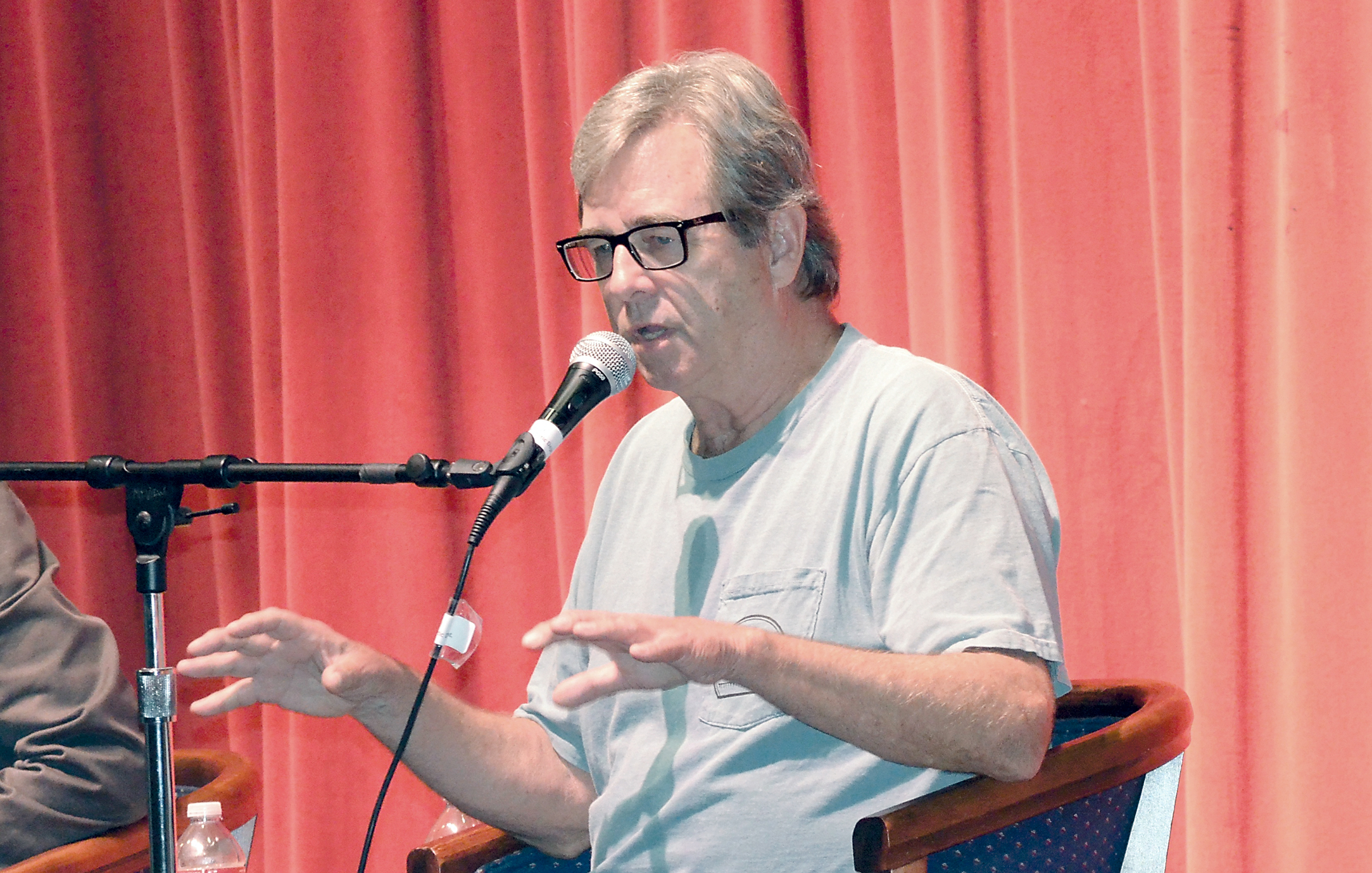 Actor Beau Bridges addresses students at Port Townsend High School during an assembly Friday. — Charlie Bermant/Peninsula Daily News