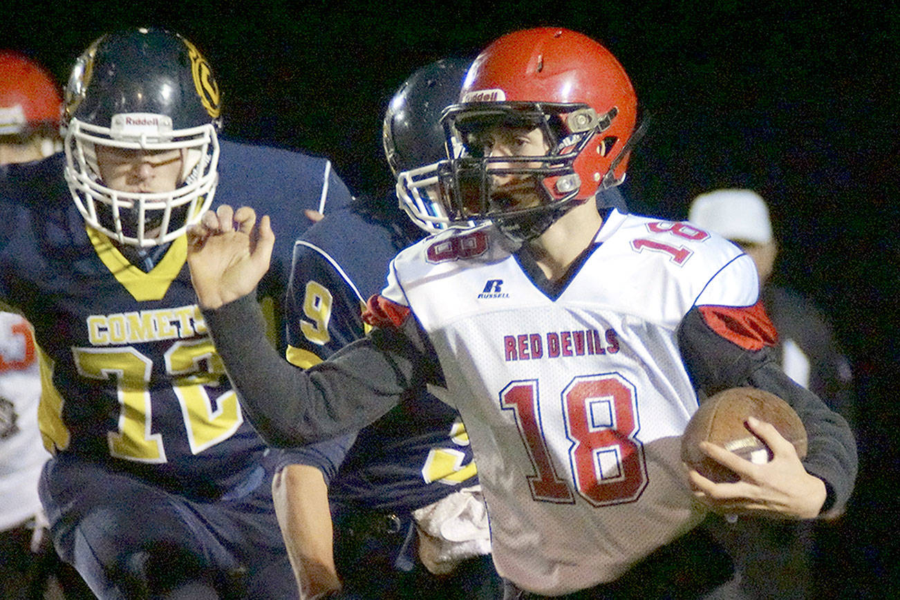 PREP PLAYOFFS: Neah Bay football loses Quad District game to Naselle