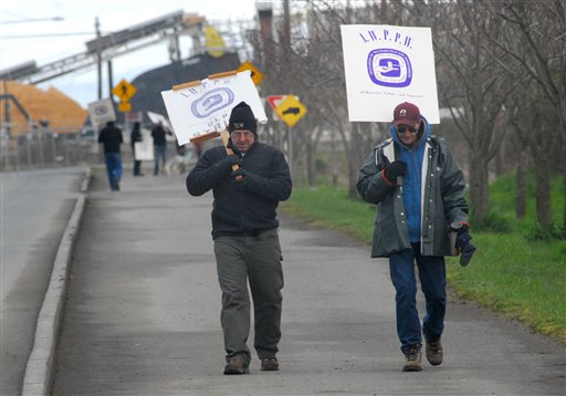 Nippon Paper Industries USA paper machine tenders Ernie Whitney