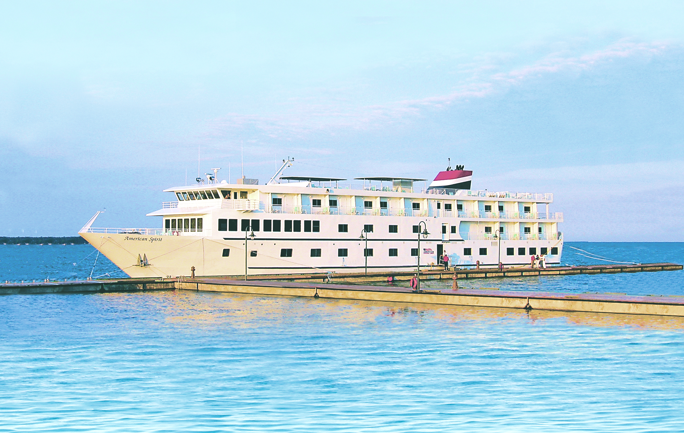 American Spirit cruise ship