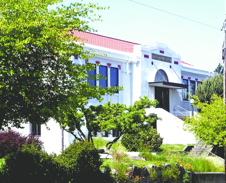 The Carnegie Library building on Lawrence Street in Port Townsend has been closed for renovations. Charlie Bermant/Peninsula Daily News