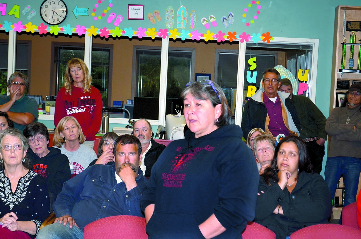 Terri McQuillen speaks in favor of keeping the Redskin mascot at a meeting with the Port Townsend School Board Monday night. Charlie Bermant/Peninsula Daily News