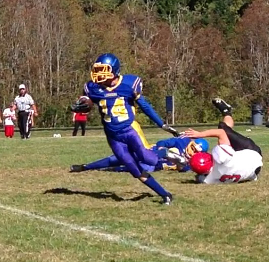 Crescent's Zach Fletcher finds running room during the Loggers' win over Oakville.