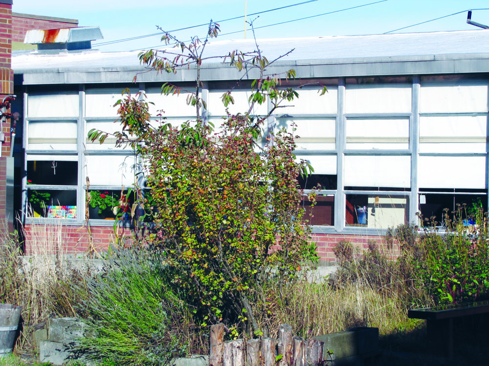 Port Angeles' 58-year-old Franklin Elementary scored low on a recent safety and structural checklist done by the school district. Arwyn Rice/Peninsula Daily News