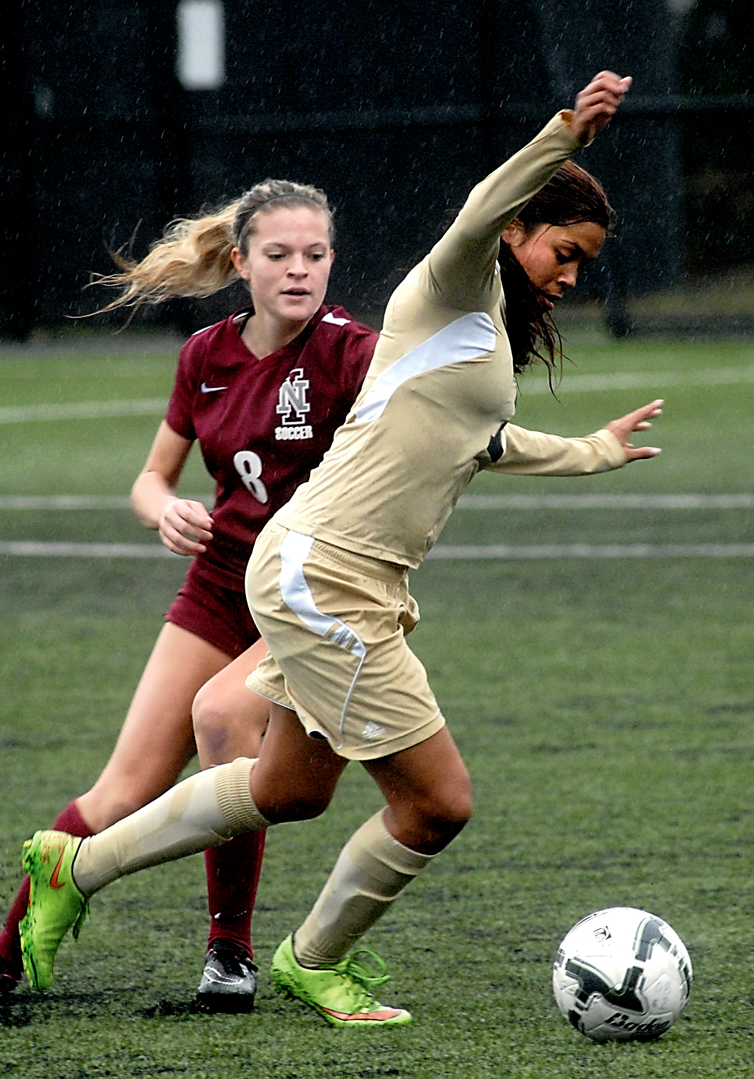 Peninsula's Hoku Afong