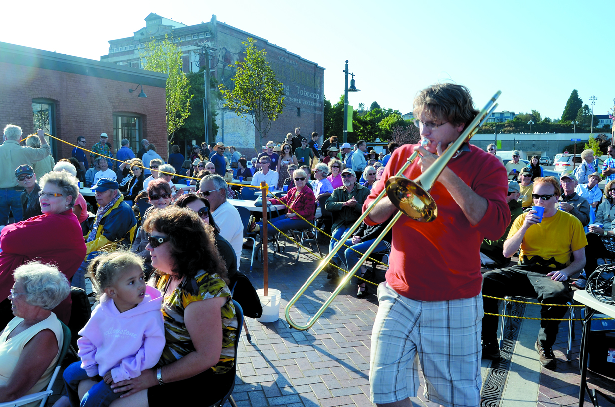 Locust Street Taxi performs at Pope Marine Park in Port Townsend in August. Charlie Bermant/Peninsula Daily News