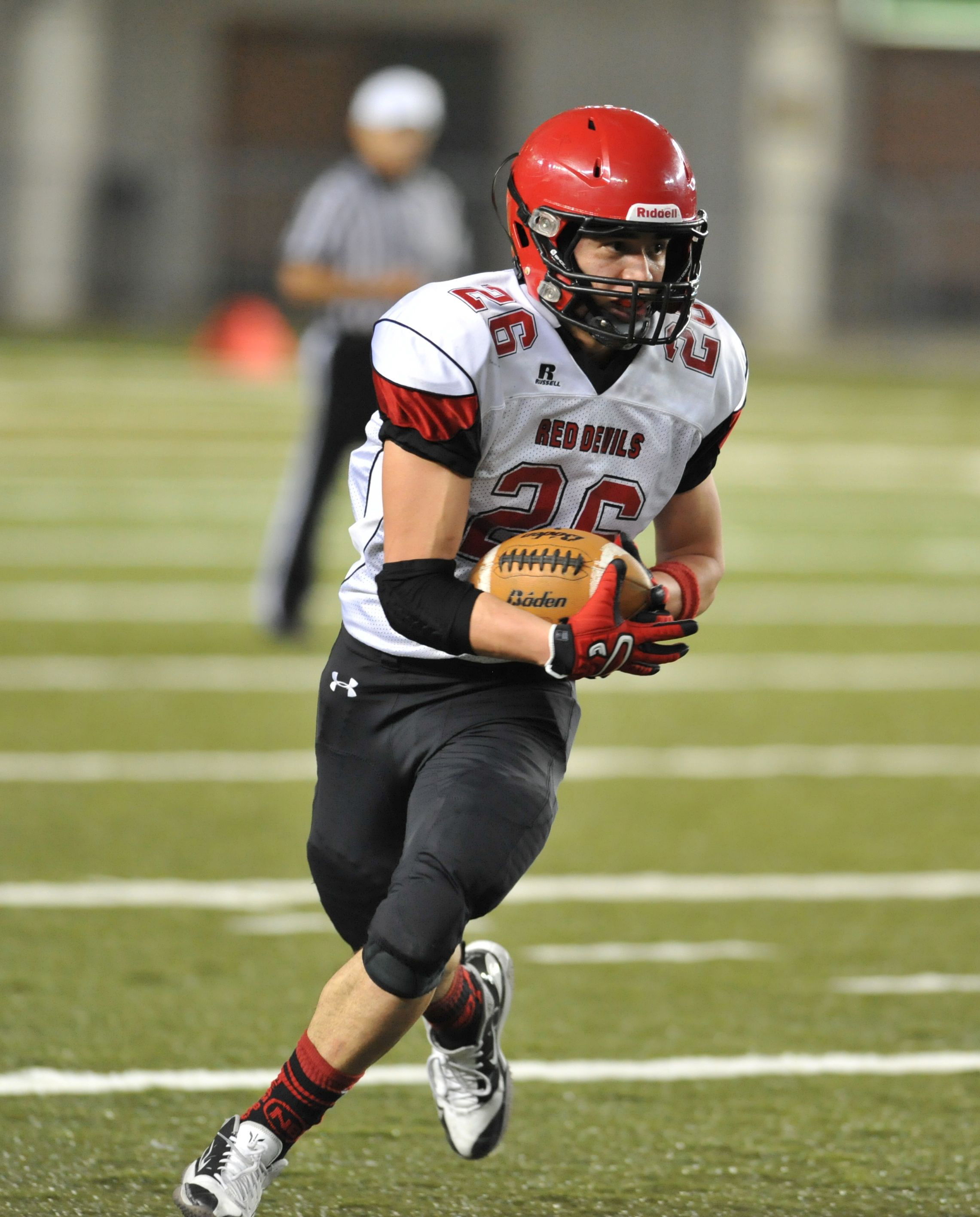 Ezekiel Greene (26) and Neah Bay face one of the most storied programs in class 1B when they play Touchet in Friday's state championship game. Jeff Halstead/for Peninsula Daily News