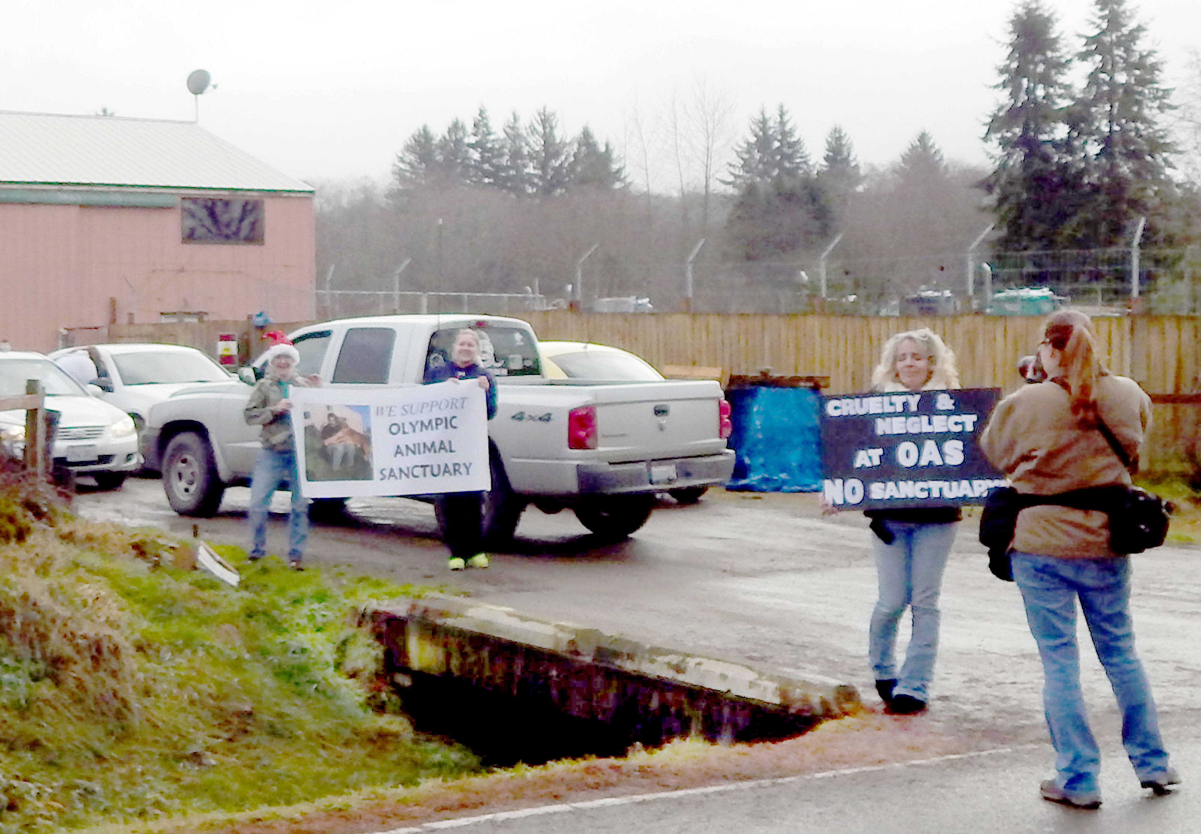 Olympic Animal Sanctuary supporters Katherine Davis and Karlie Hansen