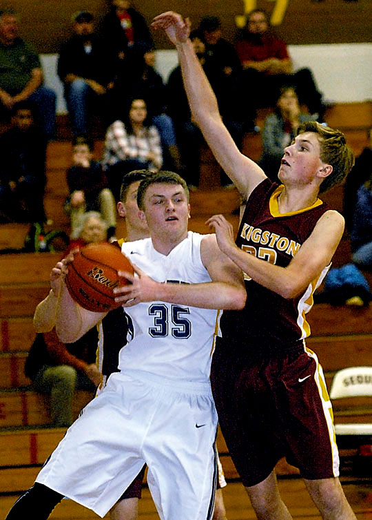 Sequim's Riley Cowen