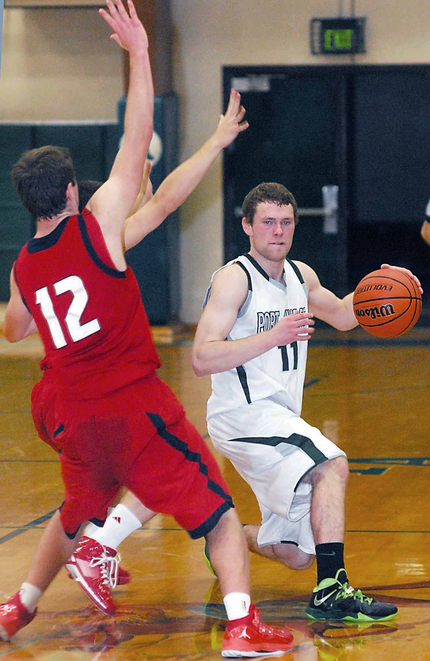 Port Angeles' Tristen Isett