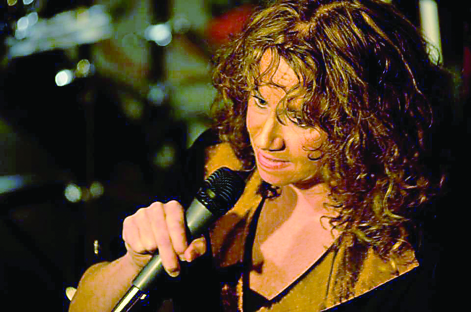 Jazz songstress Robin Bessier will celebrate her debut CD