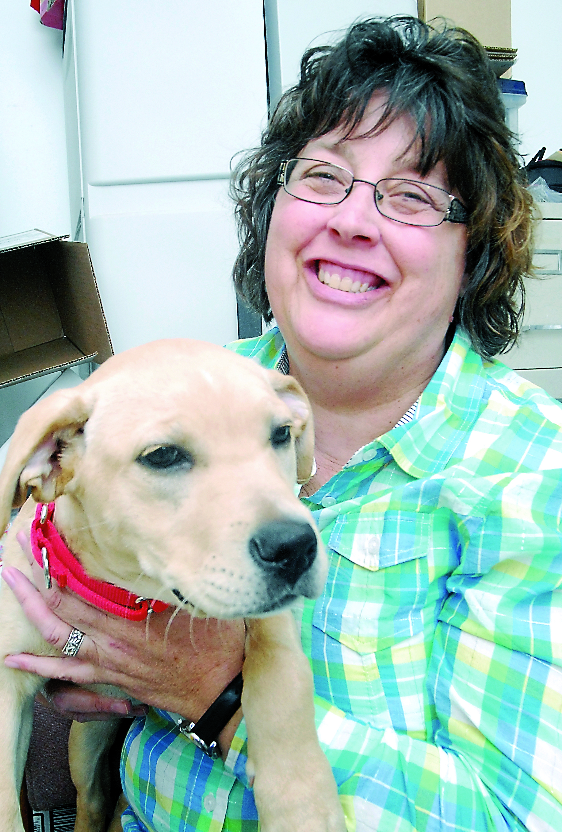 Mary Beth Wegener and Kiwi. [Photo by Keith Thorpe/Peninsula Daily News)