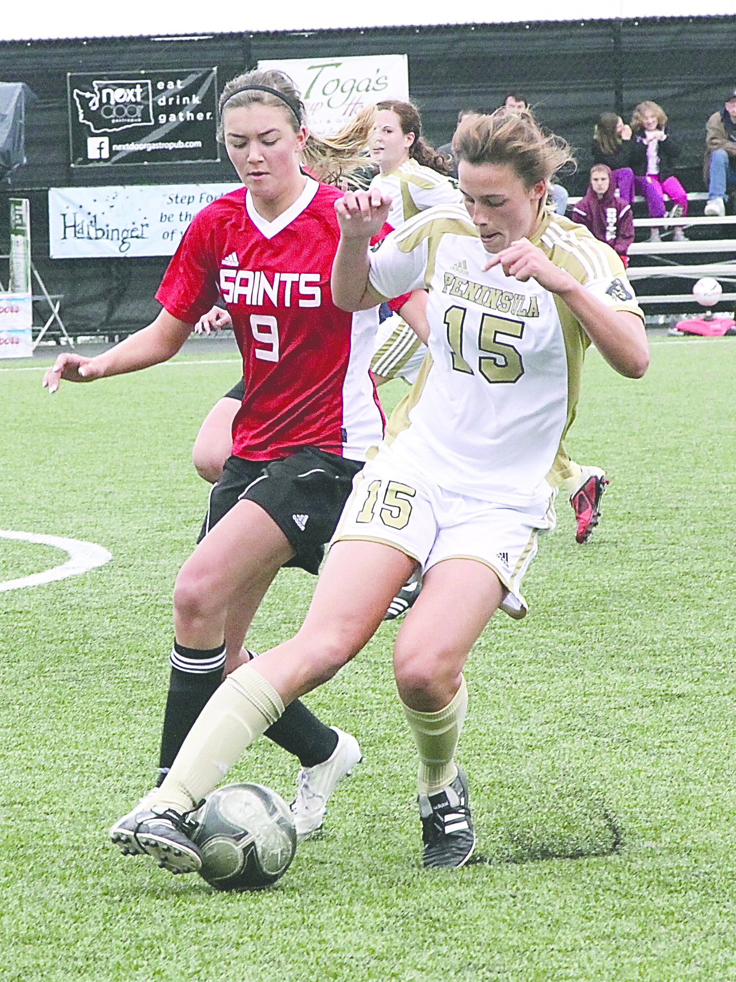 Dave Logan/for Peninsula Daily News