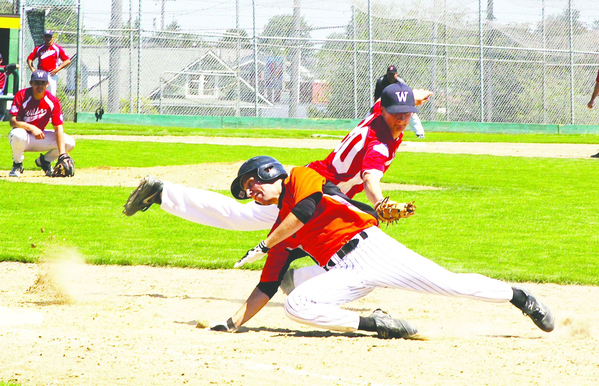 Dave Logan/for Peninsula Daily News