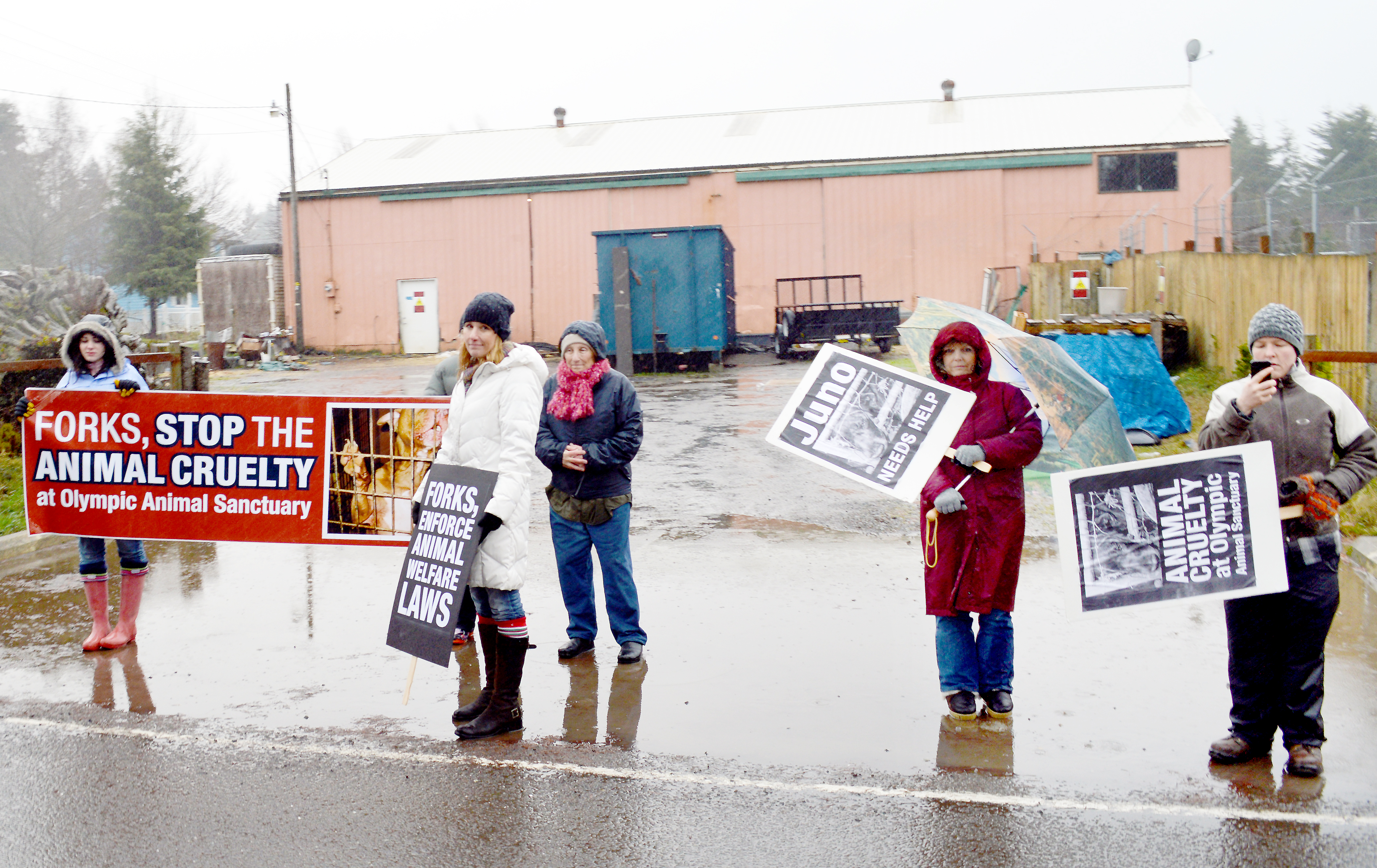 Protesters of the practices of the Olympic Animal Sanctuary